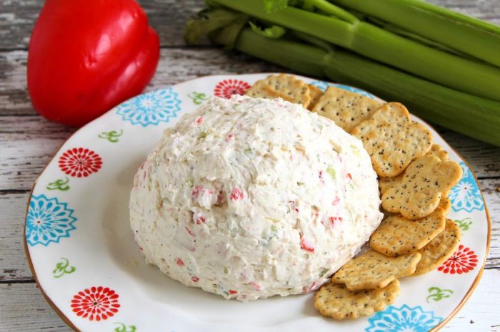 Devil crab cream cheese ball