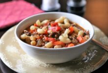 Hamburger soup with macaroni