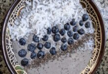 Overnight oats blueberry smoothie bowl