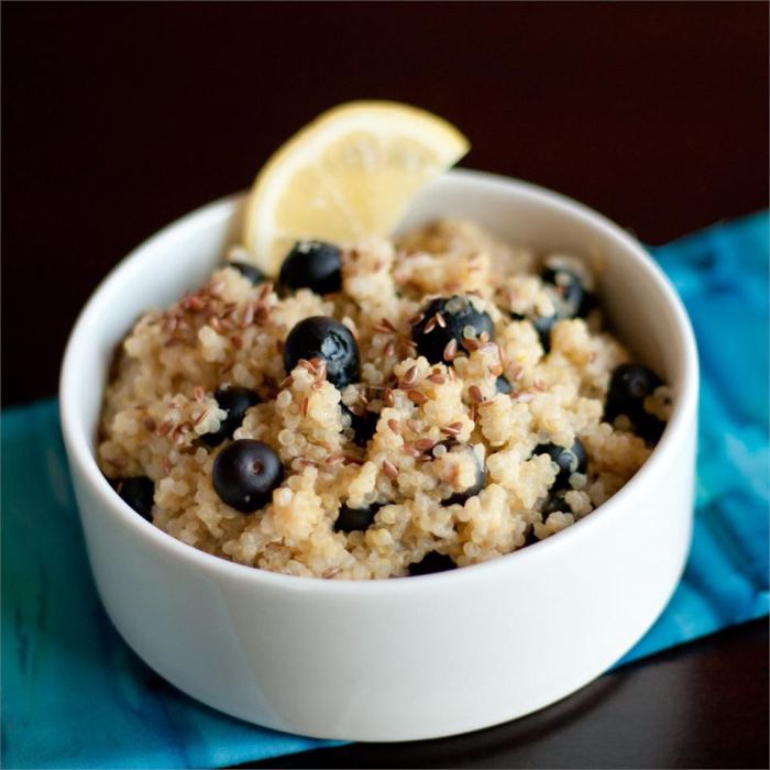 Blueberry lemon breakfast quinoa