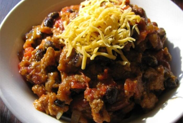 Slow cooker pumpkin turkey chili