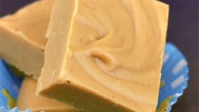 Easy two ingredient peanut butter fudge