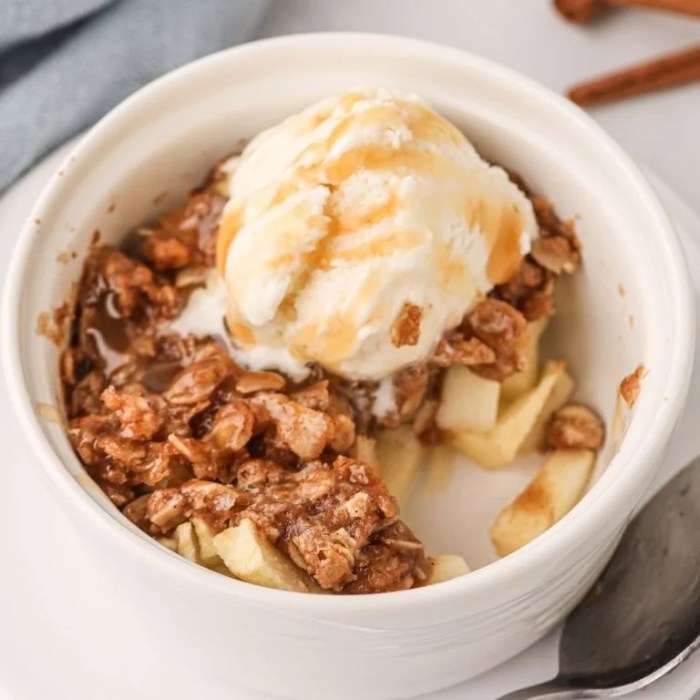 Air fryer apple crisp