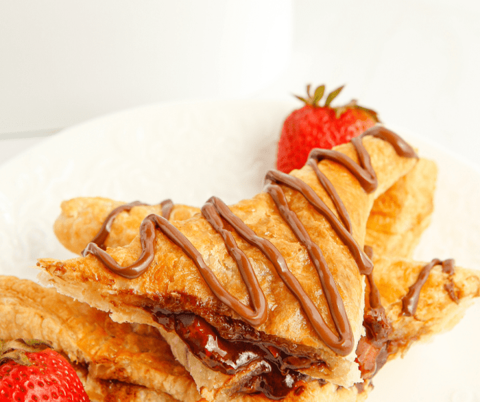 Air fryer nutella mini turnovers