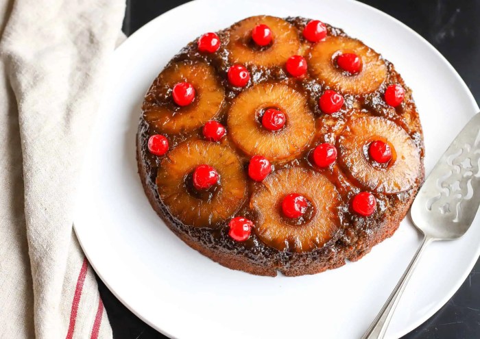 Grandmas skillet pineapple upside down cake