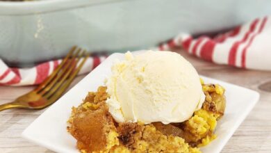 Cranberry apple dump cake