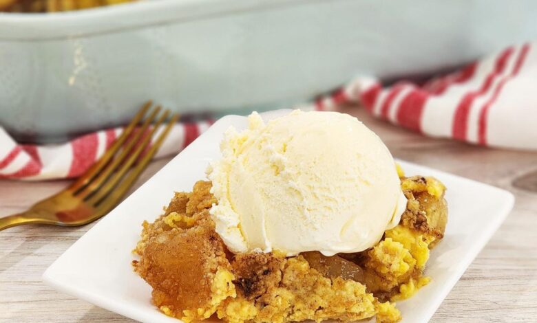 Cranberry apple dump cake