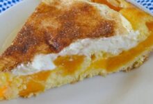 Award winning peaches and cream pie