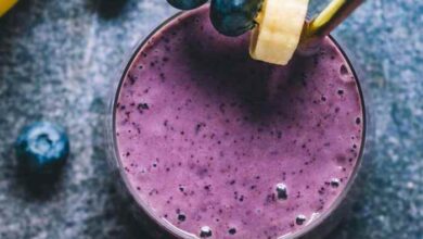 Blueberry banana oatmeal smoothie