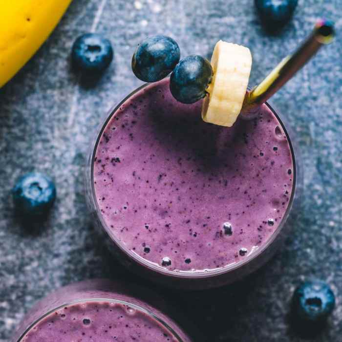 Blueberry banana oatmeal smoothie