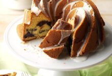 Sour cream blueberry coffee cake