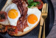 Bacon and egg breakfast tarts