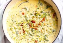 Simple cheesy cauliflower soup