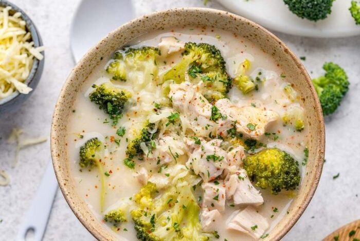 Creamy broccoli chicken soup