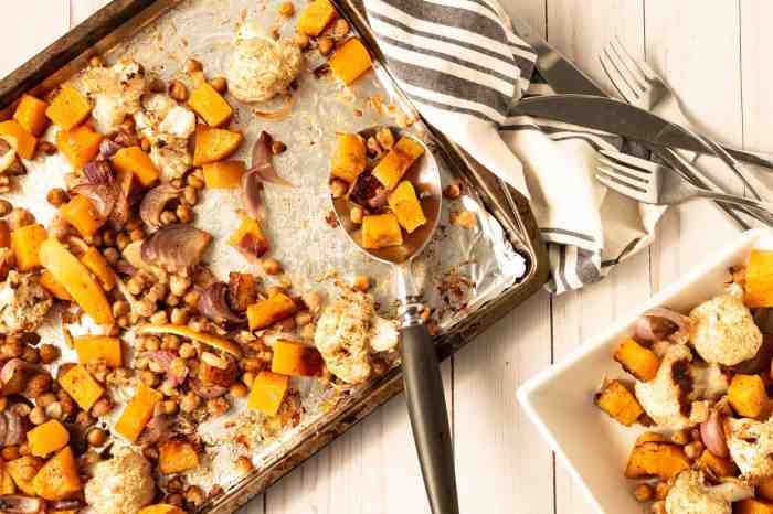 Vegetarian sheet pan dinner with chickpeas and veggies