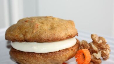 Carrot cake cookies with pineapple