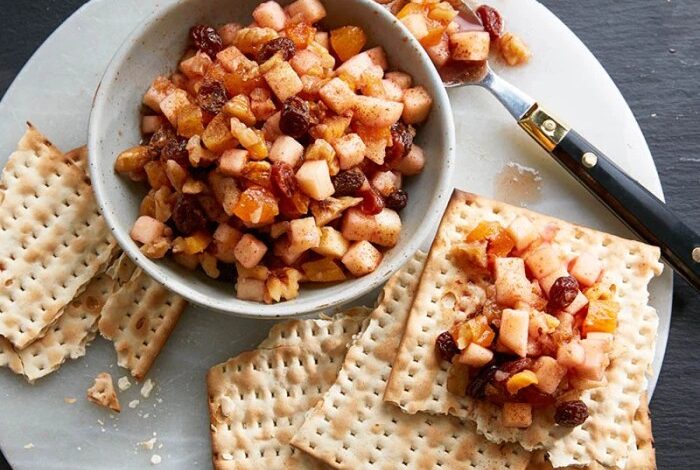 Charoset passover seder pyramid resembles mixture nuts mortar apples