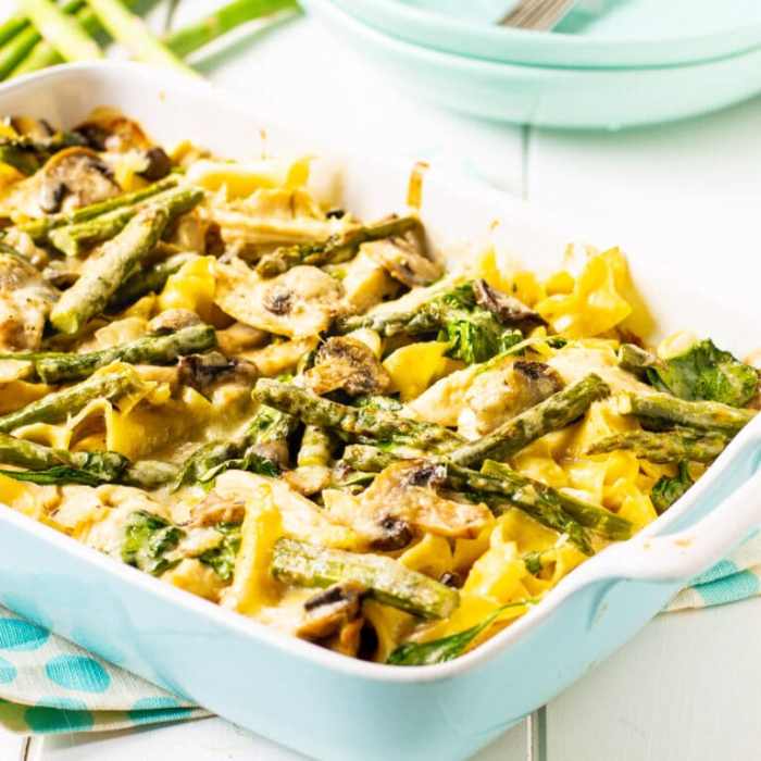 Fresh asparagus and chicken casserole