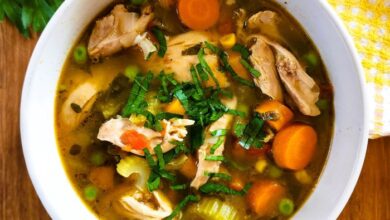 Low carb chicken vegetable soup