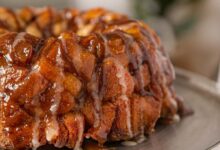 Cinnamon roll monkey bread