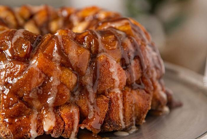 Cinnamon roll monkey bread