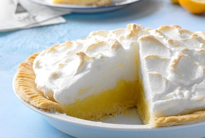 Grandmas lemon meringue pie