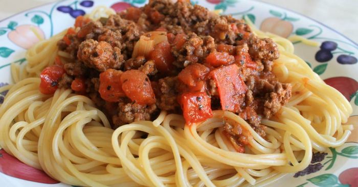 Spaghetti sauce with ground beef