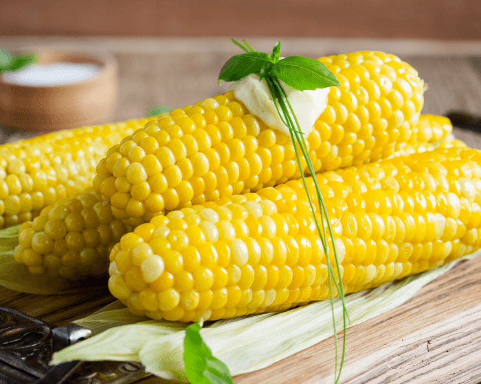 Grilled corn on the cob