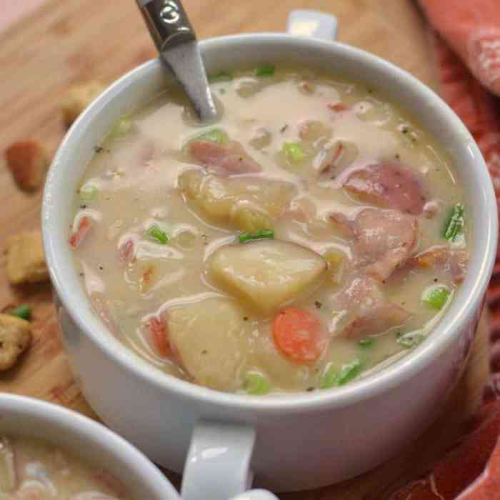 Creamy ham and potato soup