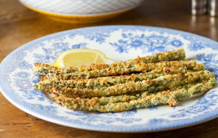 Asparagus with parmesan crust