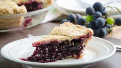 Concord grape pie i