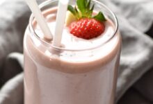 Strawberry banana peanut butter smoothie