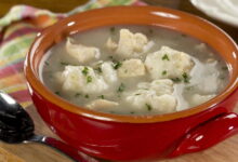 Old fashioned chicken and dumplings