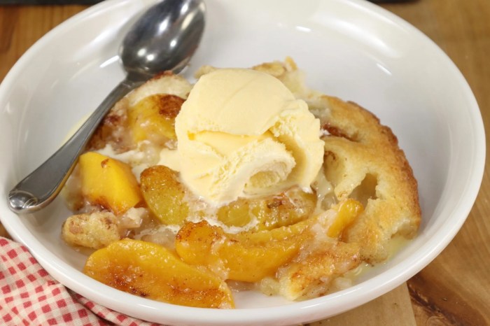 Easy fresh peach cobbler