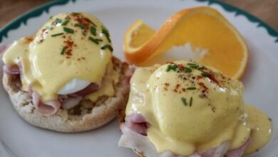 Quick and easy eggs benedict