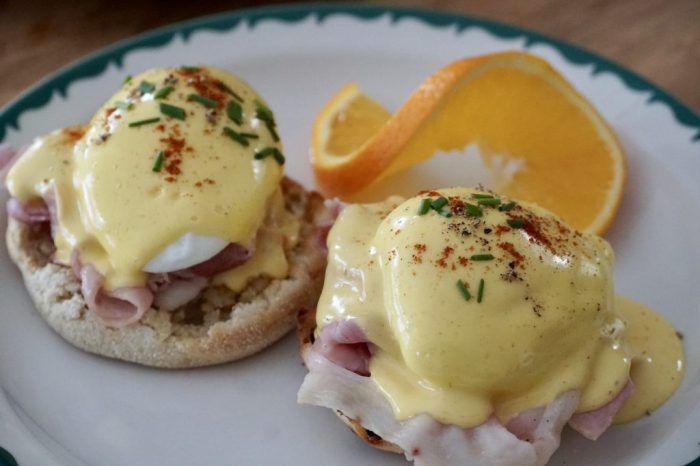 Quick and easy eggs benedict