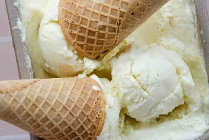 Coconut pineapple ice cream