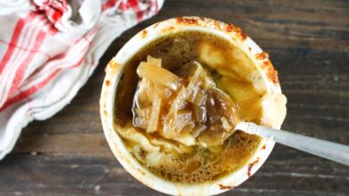 Vegetarian french onion soup