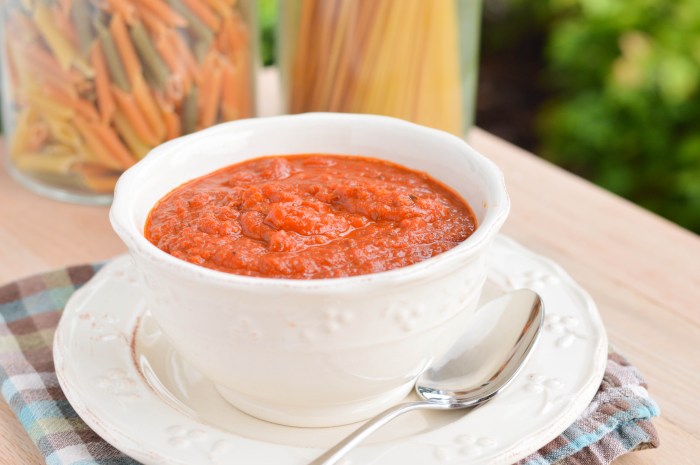 Fresh tomato marinara sauce