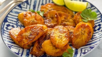 Puerto rican tostones fried plantains