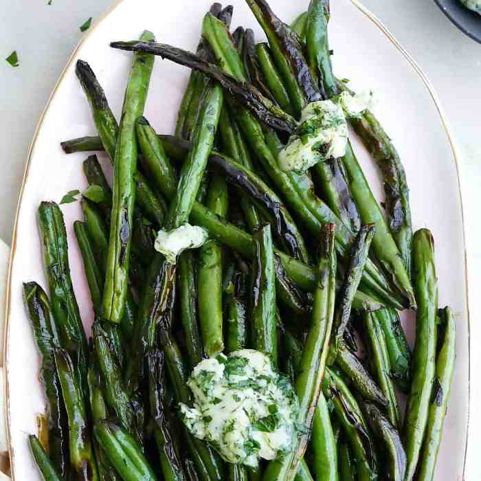 Buttery garlic green beans