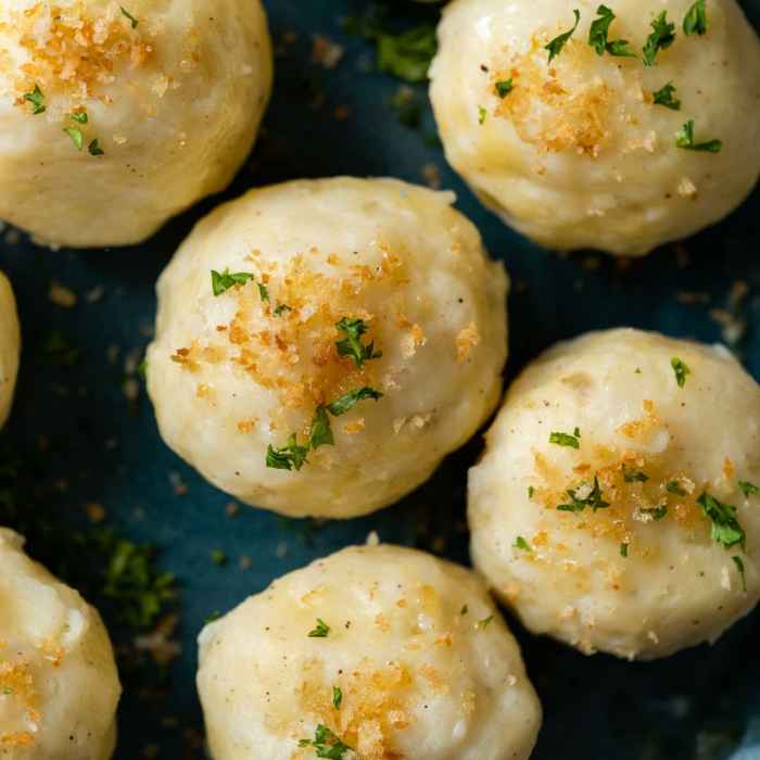 Schupfnudeln german fried potato dumplings