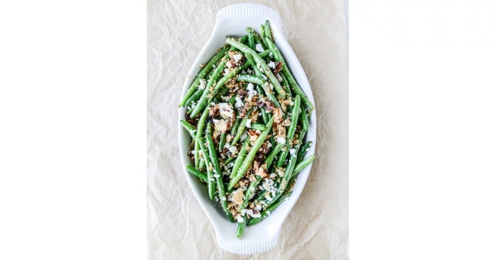 Green beans with almonds and caramelized shallots