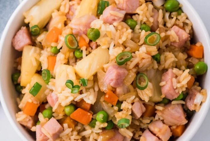 Pineapple fried rice with ham