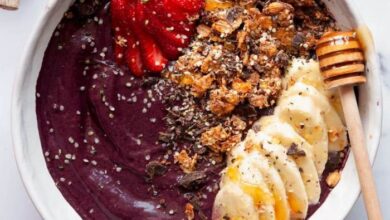 Easy acai smoothie bowl