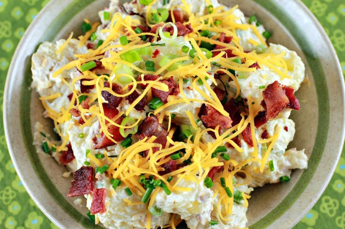 Baked potato salad i