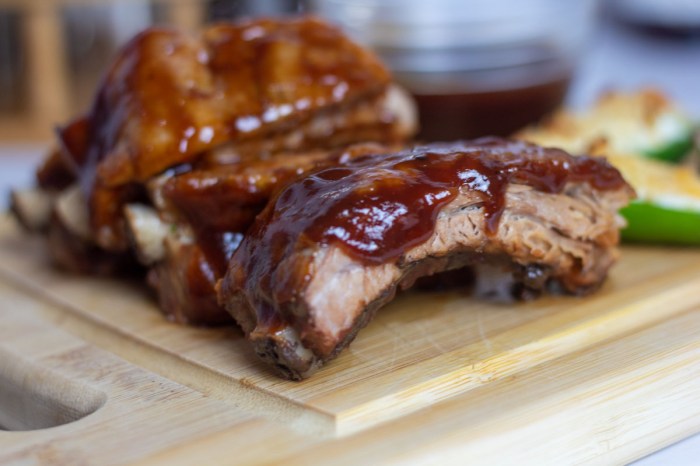 Slow cooker baby back ribs