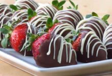 Simple chocolate covered strawberries