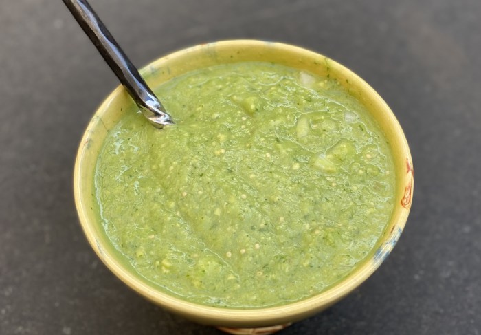 Canned green tomatillo sauce