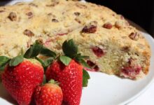 Raspberry and strawberry buckle